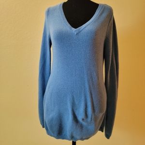 Old Navy light blue sweater